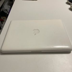 Apple MacBook 13”